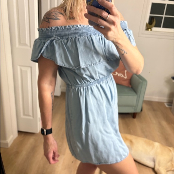 Express Dresses & Skirts - Express Off-Shoulder Chambray Mini Dress : sz S